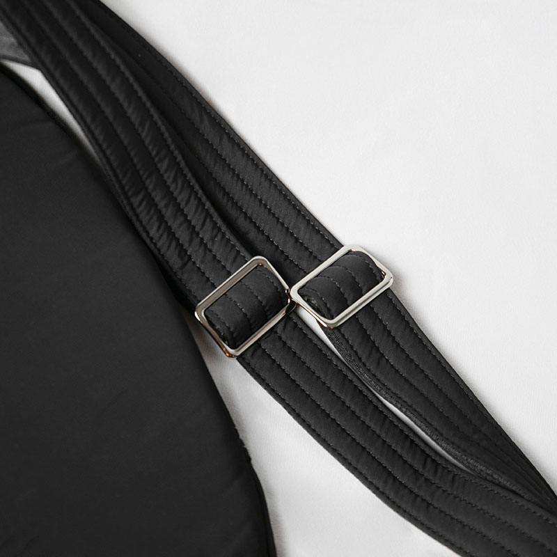 【リニューアル】N/ORN Mani(ノルンマーニ) ナイトブラック 抱っこ紐 ブラック