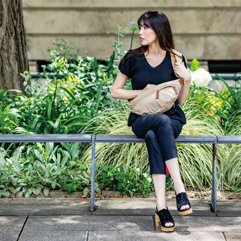 【リニューアル】N/ORN Mani(ノルンマーニ) ナイトブラック 抱っこ紐 ブラック