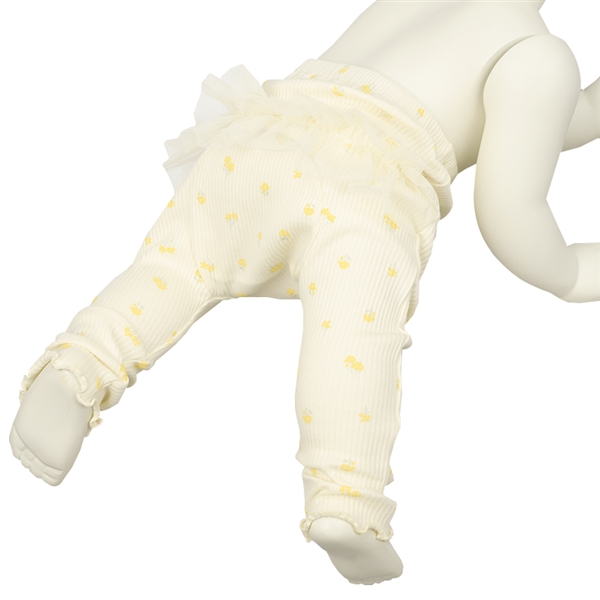  新生児 おしりフリルパンツ アイボリー 乳児服・ベビー服・子ども服・お外着 新生児服・乳児服（50〜80cm） 乳児ボトムス