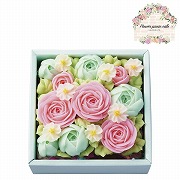Flower Picnic Cafe ‐HAKODATE　食べられるお花のボックスフラワーケーキ　(内祝いギフト)