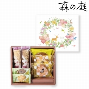 【受注開始4月1日～】森の庭　森の焼き菓子　フラワーリース　7個入　MREｰ01A　(内祝いギフト)
