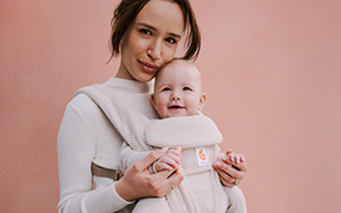 ergobaby（エルゴベビー） 快適性と動きやすさを追求した、ずっと抱っこをしたい、赤ちゃんとパパママのための抱っこ紐